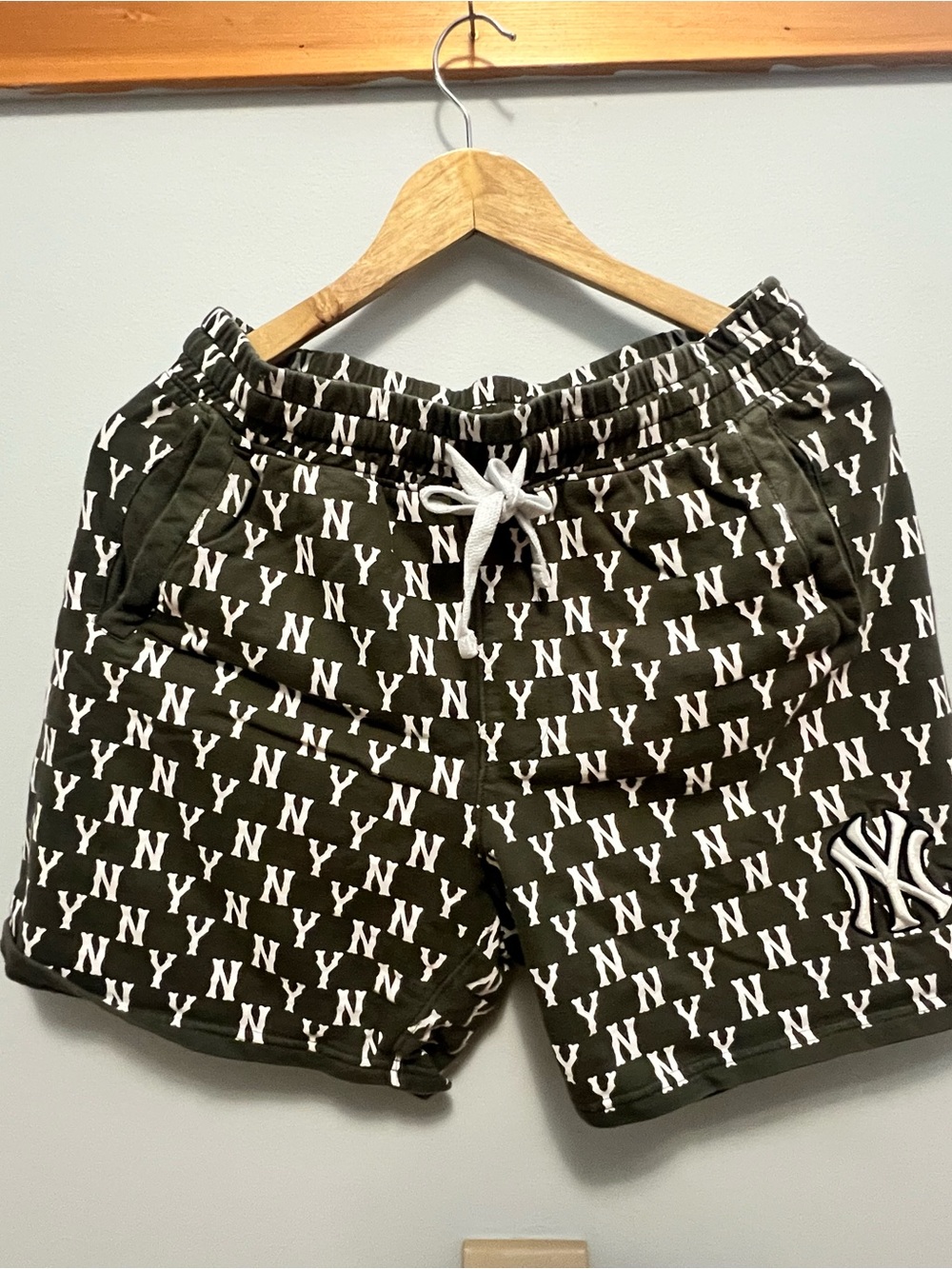 MLB NY Pattern Olive Green Athletic Shorts with Drawstring